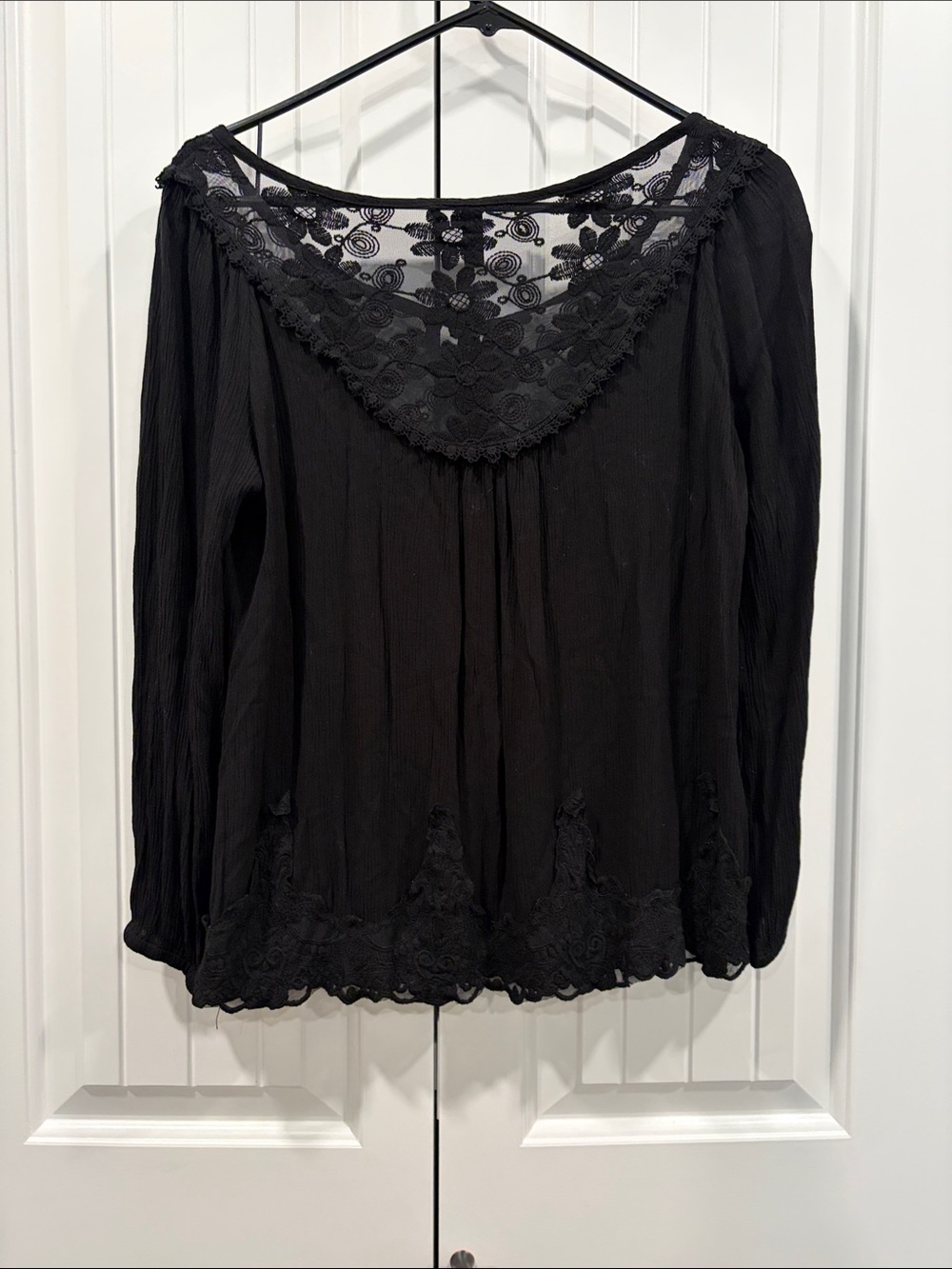 Lapis Black Floral Lace Top - Picture 4 of 6
